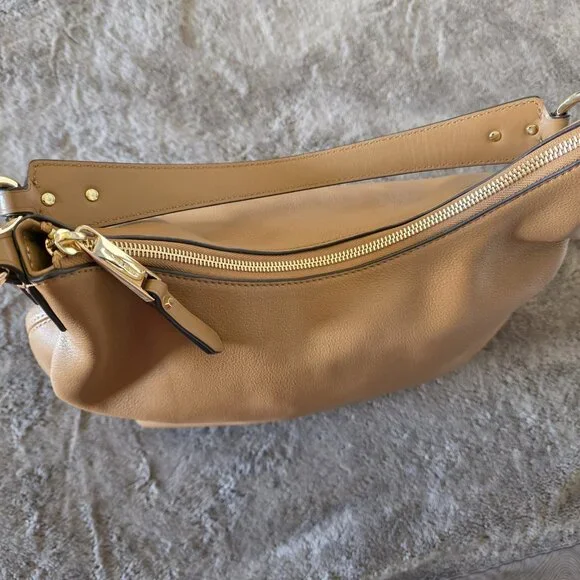 Michael Kors Isabella Leather Hobo Bag Convertible Crossbody Acorn NWT - Picture 12 of 16